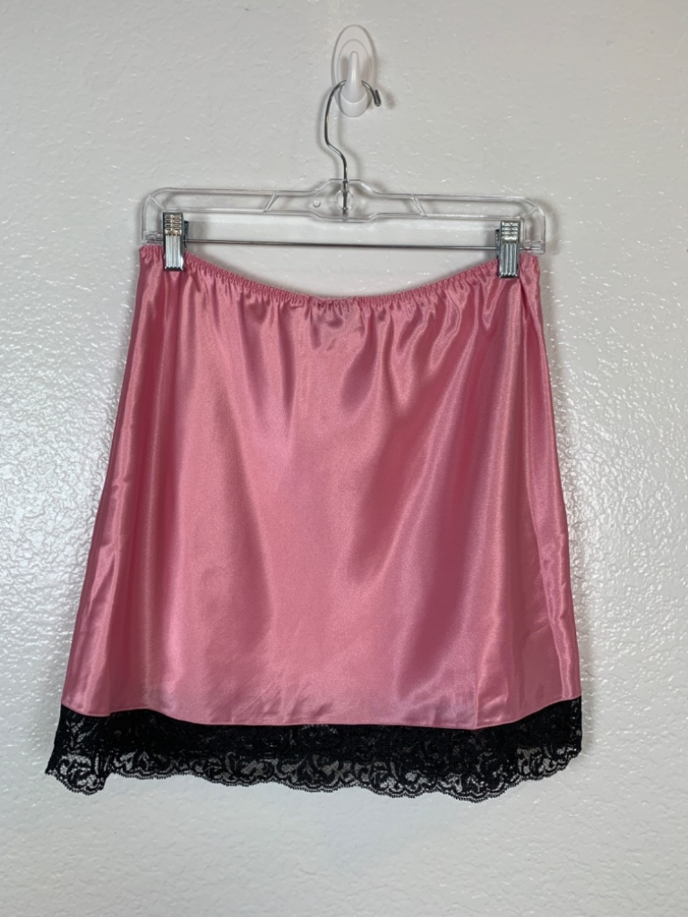 Vintage Victoria's Secret Gold Label Half Slip Small Satin Pink Black Lace - Picture 6 of 11